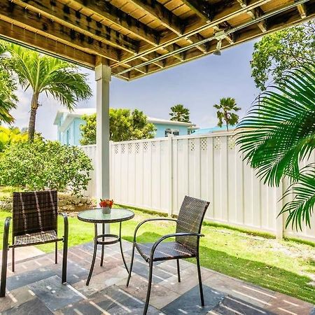 Beach Living At Island Pine Villas Blp George Town Dış mekan fotoğraf