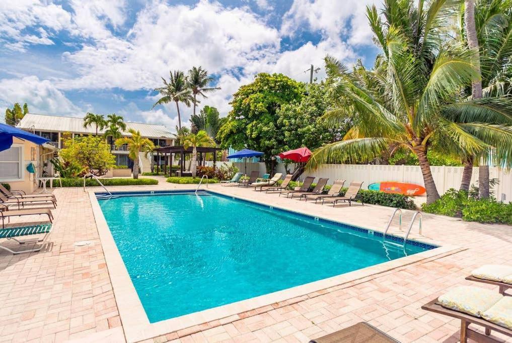 Beach Living At Island Pine Villas Blp George Town Dış mekan fotoğraf